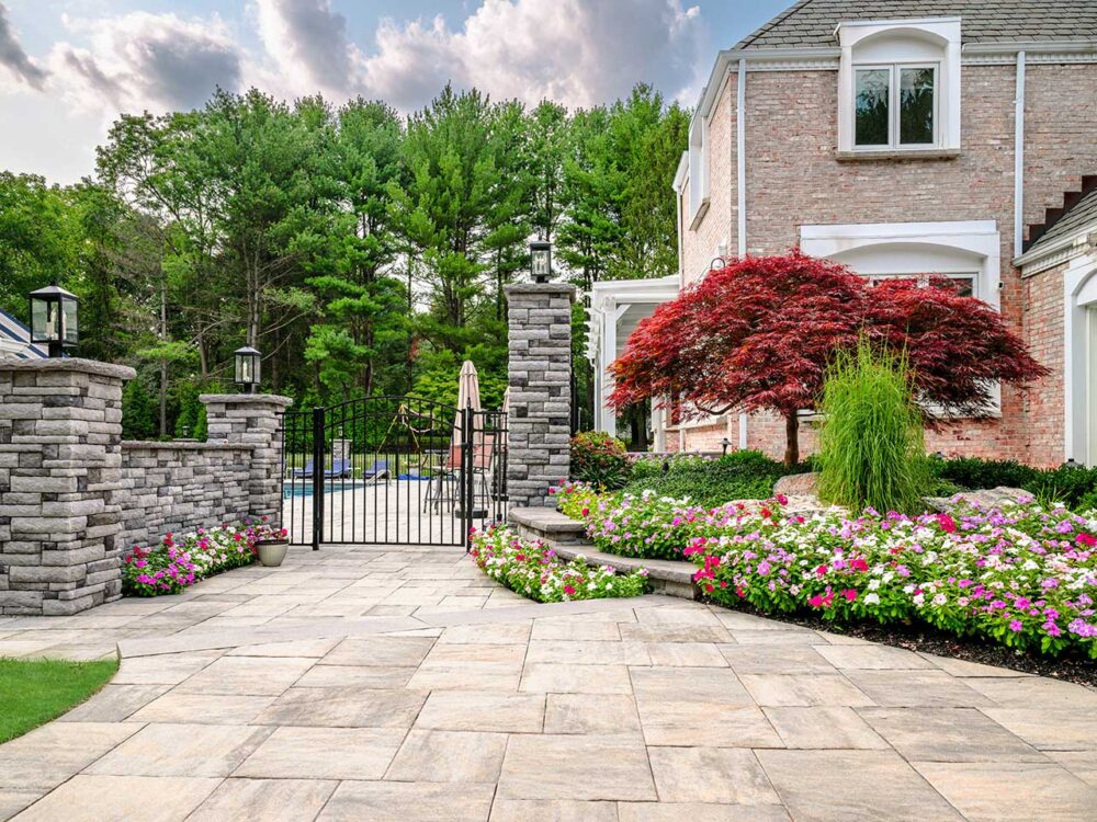 Estate Landscape Maintenance | Home | Total Concepts